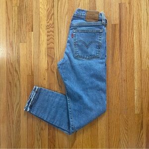 Levi’s Wedgie Jeans